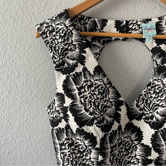 Plenty by Tracy Reese Black and White Floral Sheath Dress Size 4 - Picture 2 of 10